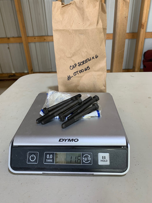 CAT CAP SCREW OT0065
