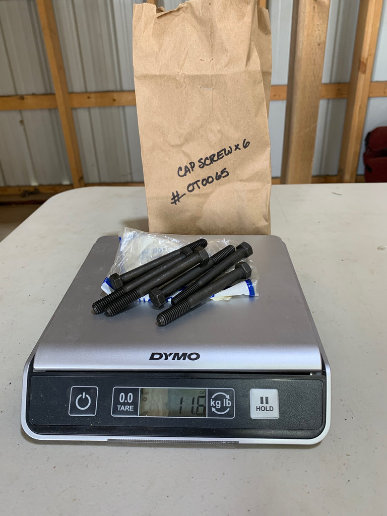 CAT CAP SCREW OT0065
